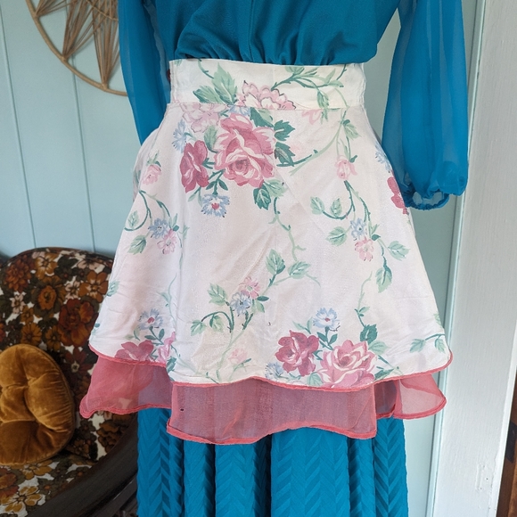 Vintage Half Apron - Picture 1 of 6